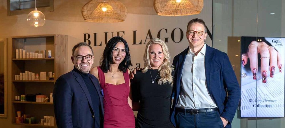 Bränditalo LFG Brands ostaa neljäsosan kauneushoitolayritys Blue Lagoon Beautyn osakkeista. Kuvassa LFG Brandsin toimitusjohtaja Markku Kosonen (vas.), Blue Lagoon Beautyn operatiivinen johtaja Amira Mäkinen ja toimitusjohtaja Sini Virtainen sekä LFG Brandsin hallituksen jäsen Antti Kemppi.